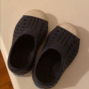 EUC Native navy blue slip ons size 5